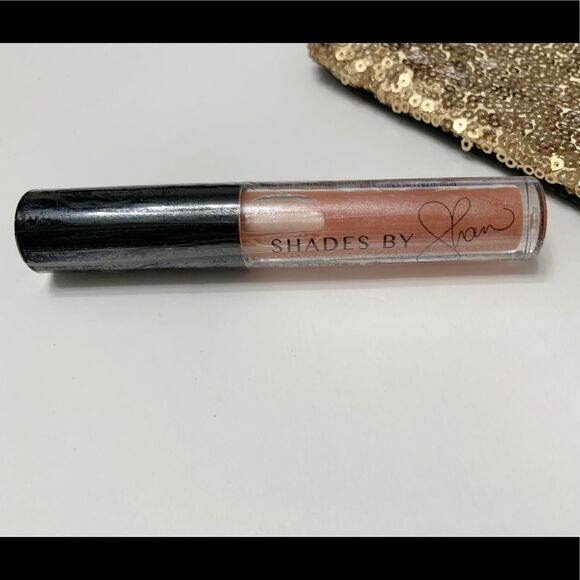 SHADES BY SHAN Lip Gloss in Erika and Highlighter in Irma Makeup Bundle Set - Picture 6 of 10